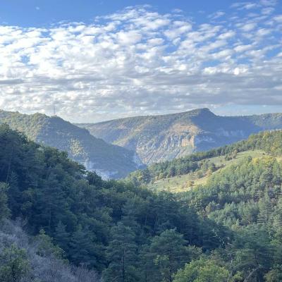 Occitanie Rando Aveyron Millau Monna Baumes Grottes Grands Causses 92